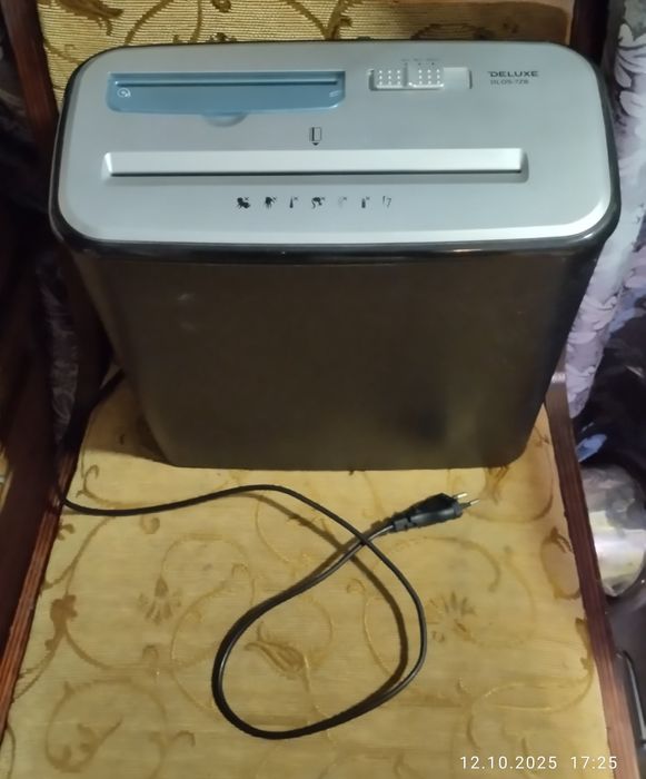 Шреддер, уничтожитель документов