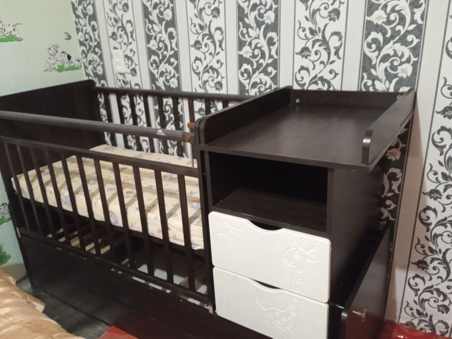 Продается детская кроватка