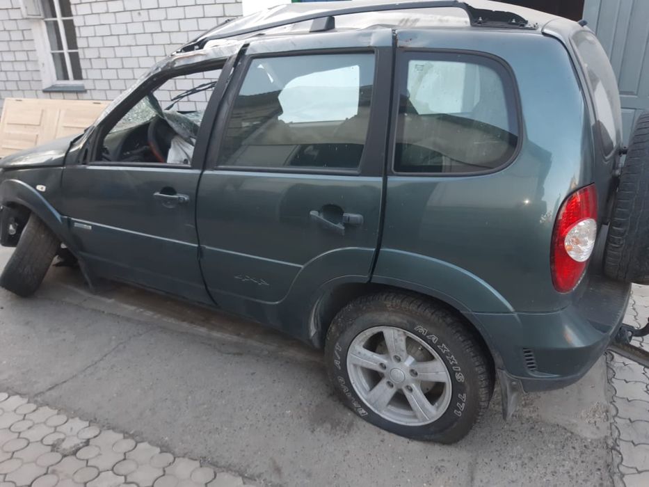 Нива 5 дверная разбор