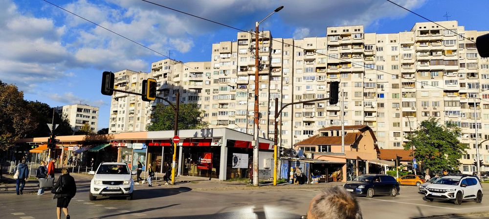 Продава се Двустаен апартамент в София, Разсадника - 69 кв.м за 2551 €/кв.м - Снимка #17