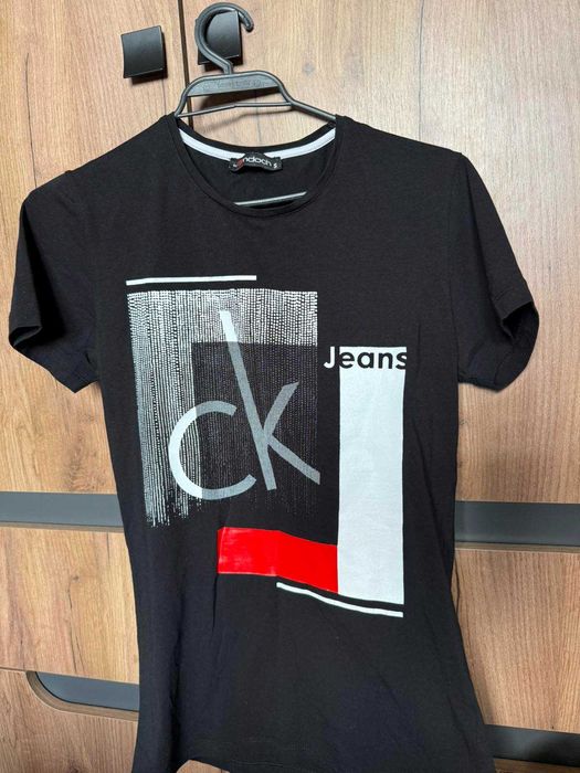 Стилна черна тениска CK Jeans