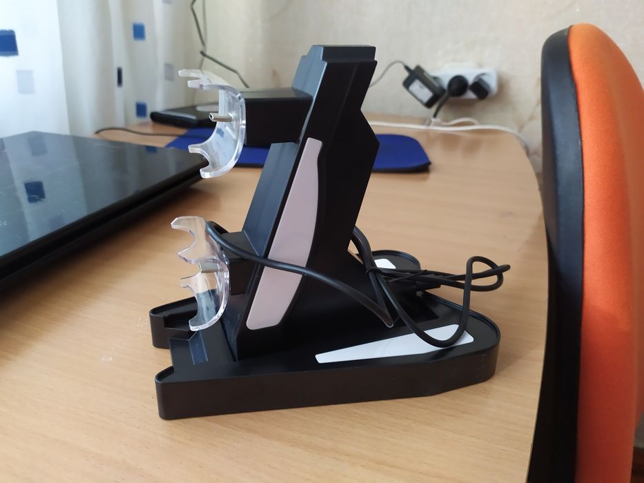 Зарядник для джойстика PC5