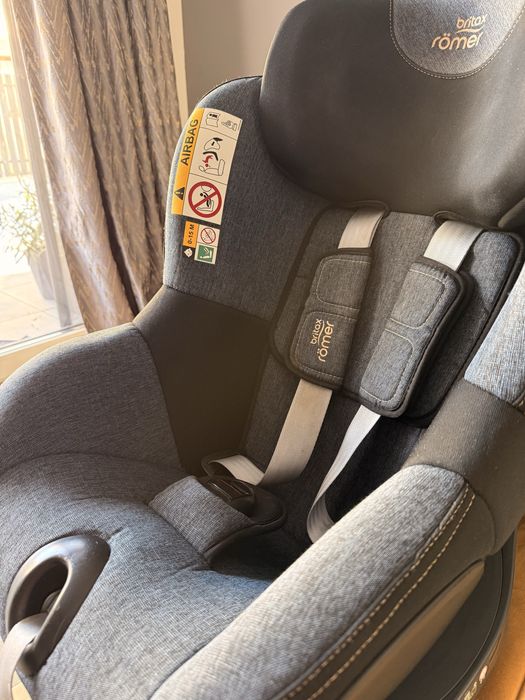 Scaun auto rotativ pentru copii Britax Romer Dualfix I-Size