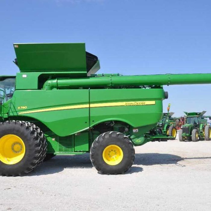 Комбайн John Deere S780