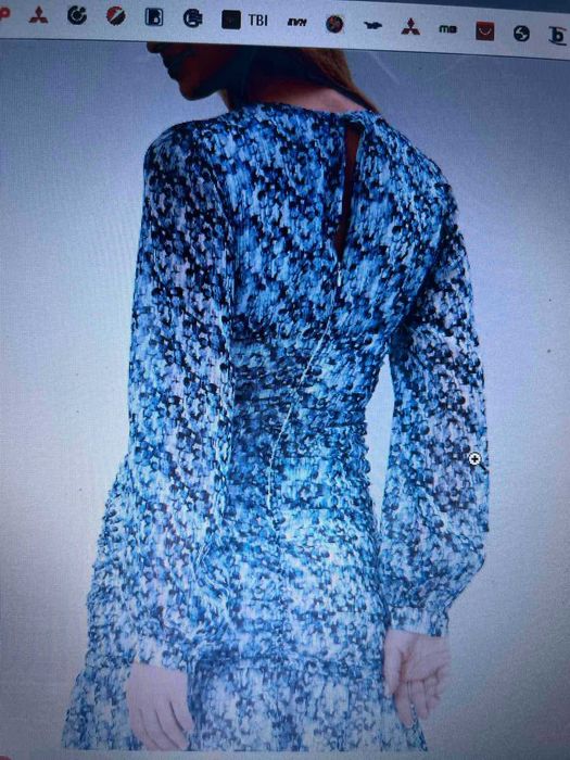 Рокля Mohito къса