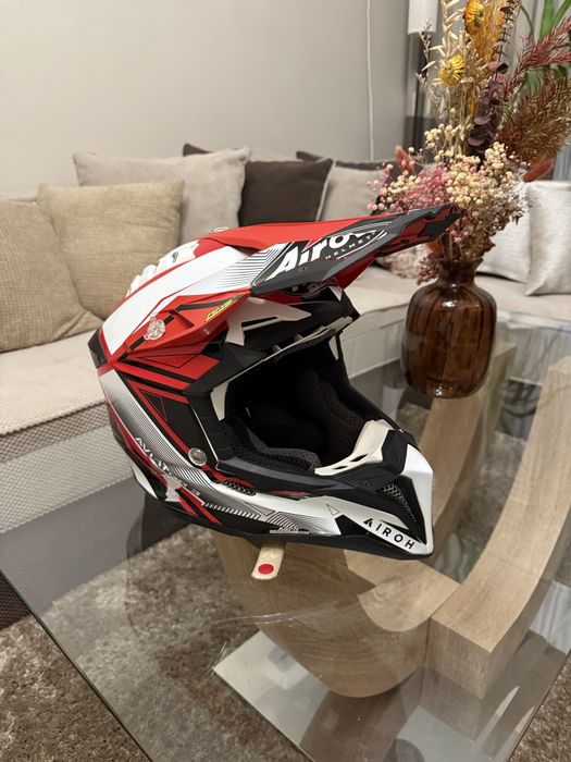 Мотокрос каска Airoh Aviator 3 League Red Gloss