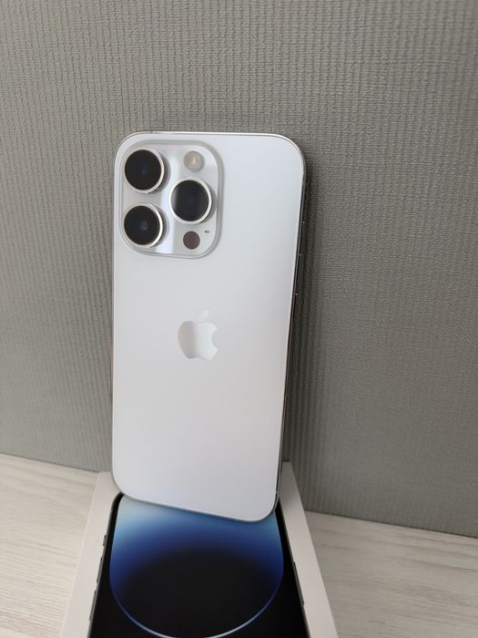 Продам iPhone 14 Pro