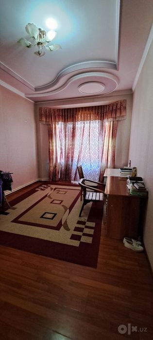 Продаётся участок 2-этажка Сергели  узгариш 4-сотх