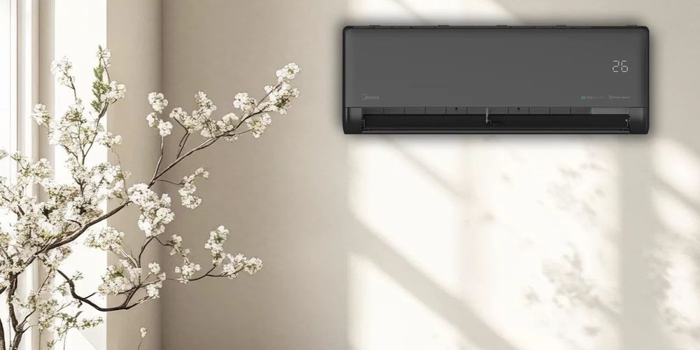 Кондиционер Midea модель NAOMI Pro — 12,000 Btu / Inverter / Новинка !