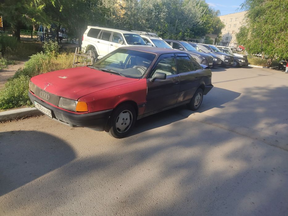 Продам Ауди 80 б3