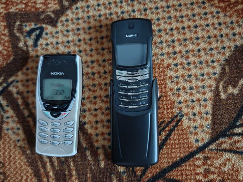 Продавам Nokia 8210 и Nokia 8910i