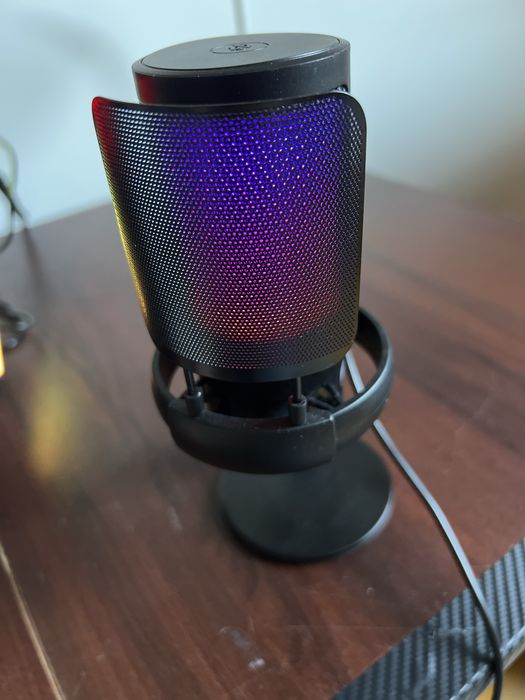 Vând Microfon Gaming ME6S