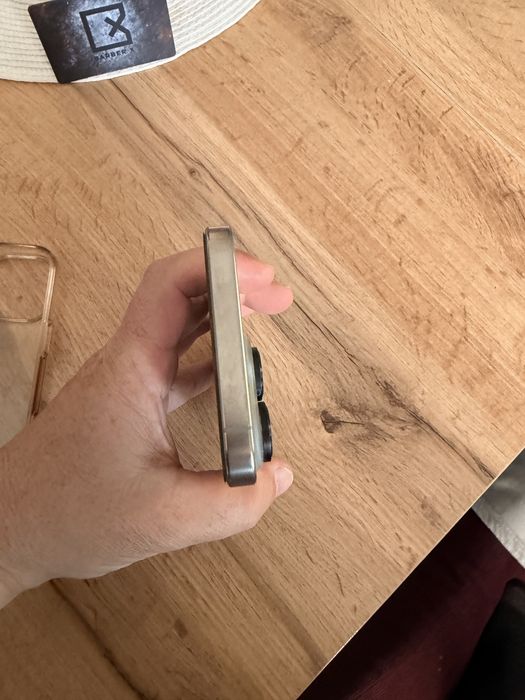 iPhone 16 PRO MAX с гаранция