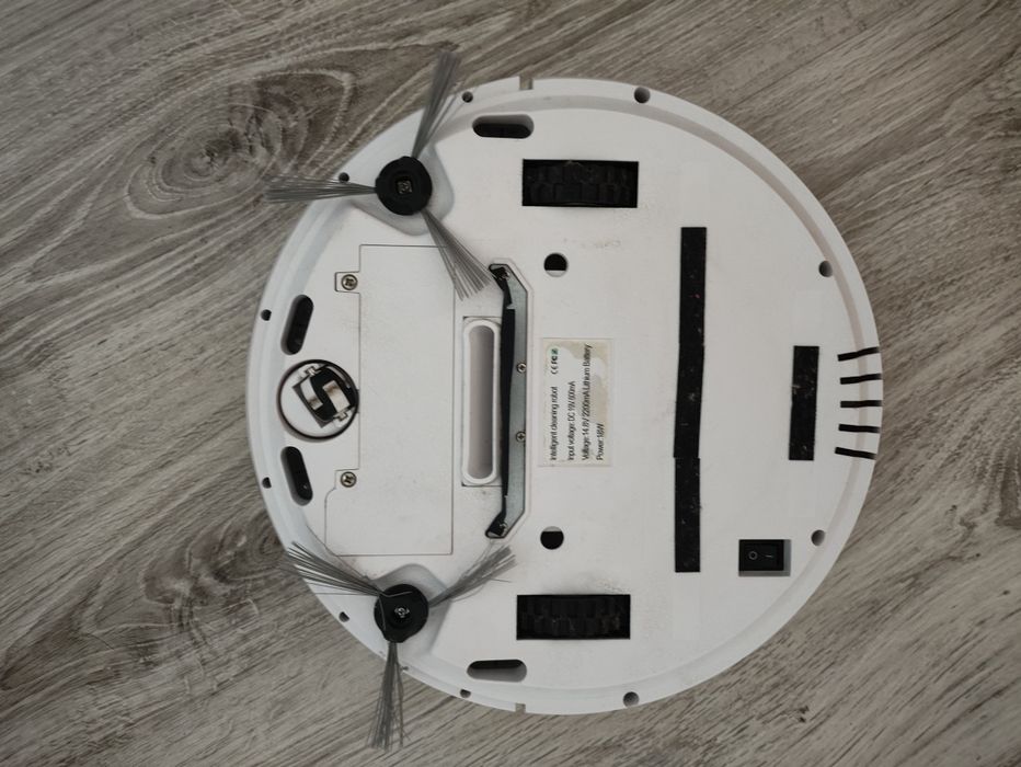 Продам робот пылесос