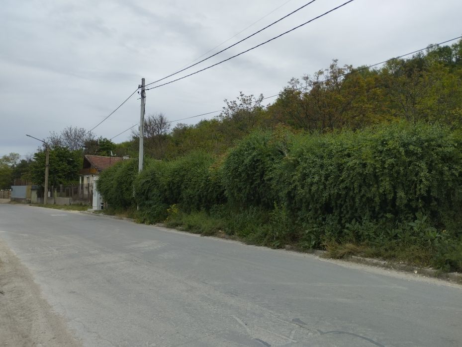 Продава се Промишлена сграда в Русе, Новата махала - 2000 кв.м за 150 €/кв.м - Снимка #1