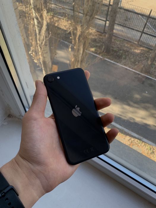 iPhone SE 2020-Айфон СЕ 2020