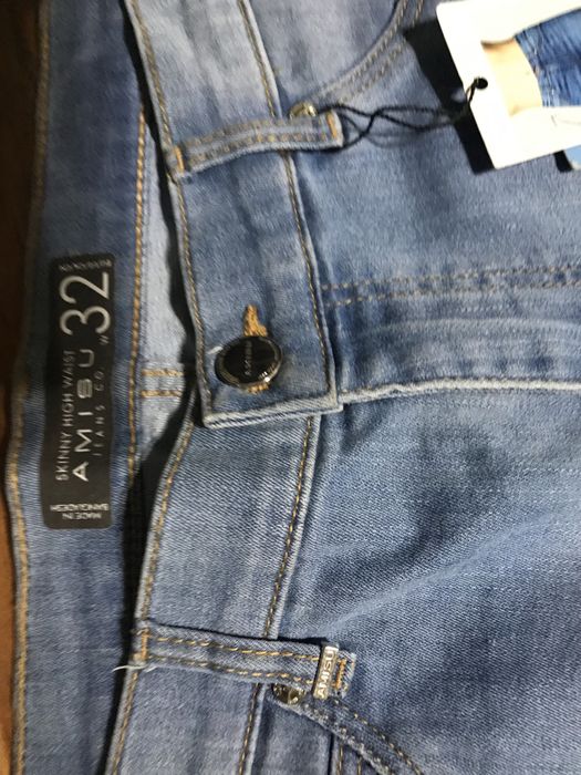 Р а с п р о д а ж а Брендовые джинсы скини