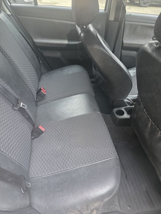 Skoda fabian 2  an2009