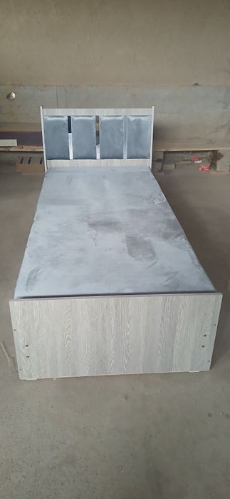 Мадел:Кравать-сандуклы