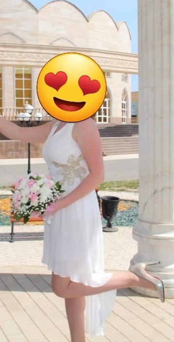 Продам платья женские