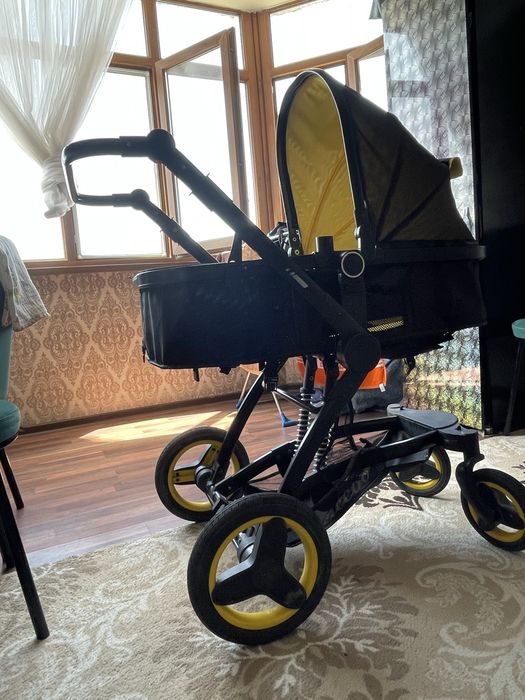 Продаю коляску б/у