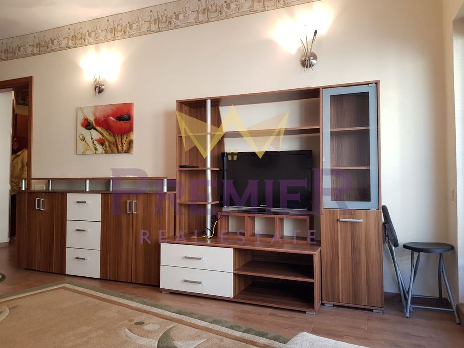 Дава се под наем Двустаен апартамент в Варна, Център - 55 кв.м за 480 € - Снимка #2