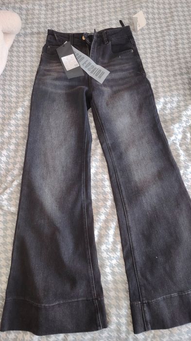 Джинсы новые, 42-44 размер