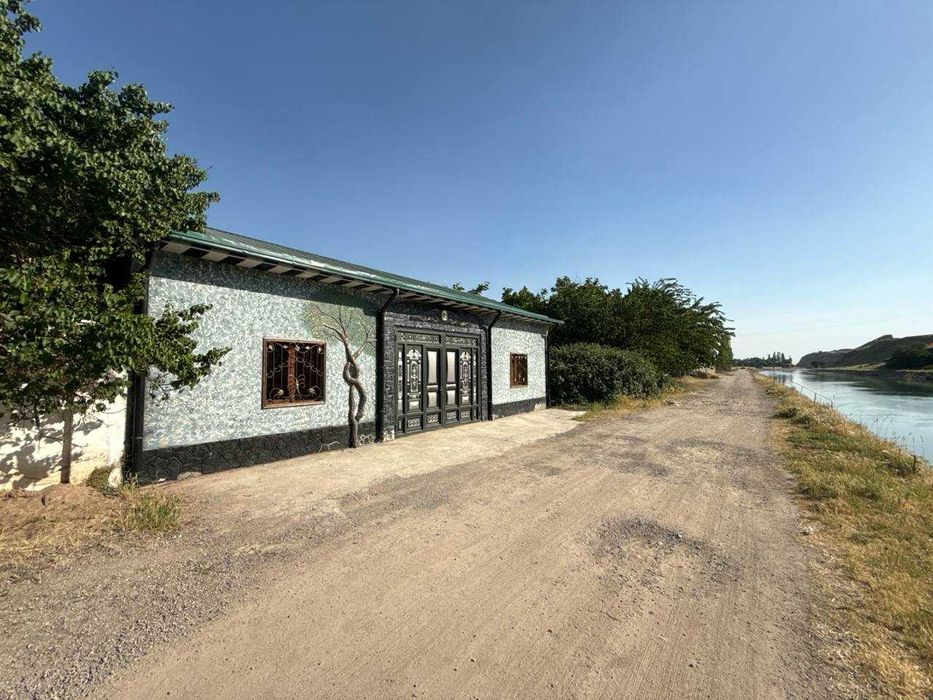 Срочна Дача сотилади! Сув ёнида