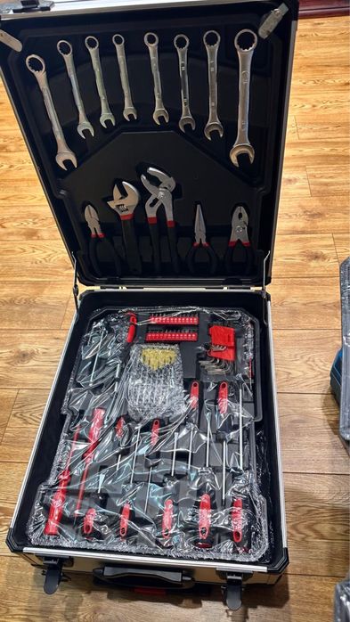 Набор элктроинструменты