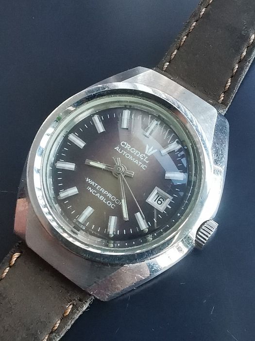 Ceas Cronel Automatic 25 rubine- Dama

Cronel Automatic 28,5 x 31 mm