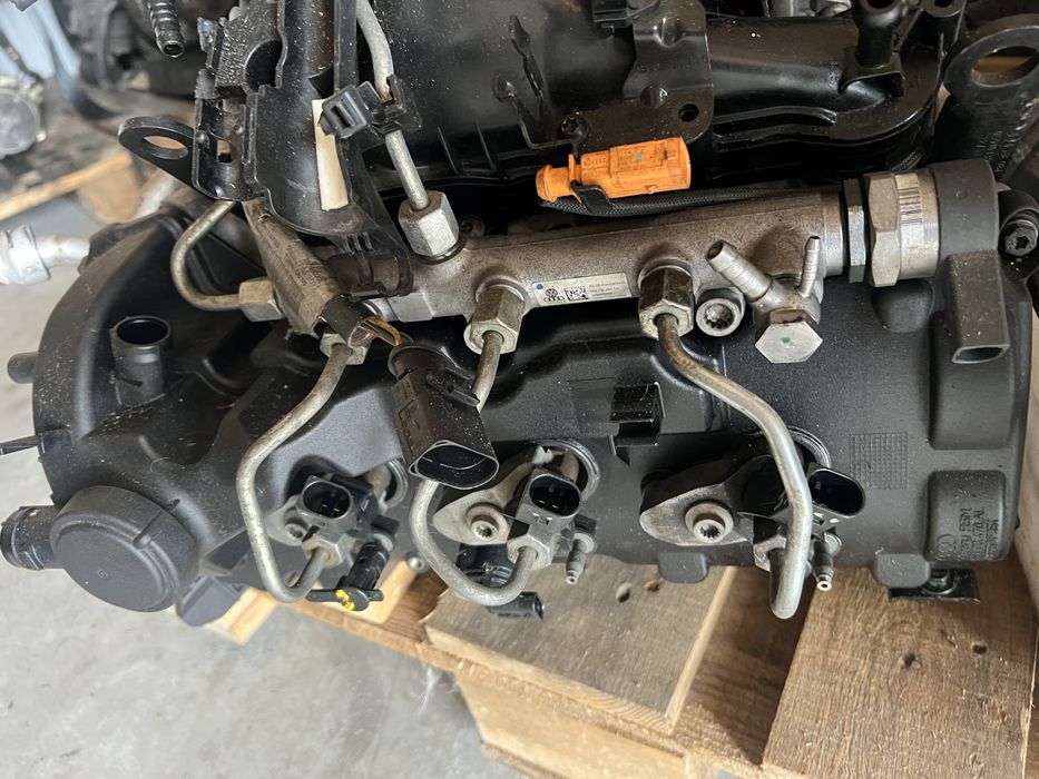 Kit injectie , injectoare pompa injectie rampa 3.0 diesel audi CDU