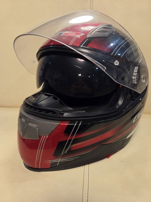 Каска за мотор LS2  размер S + сл. очила