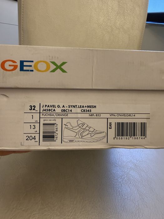 Детски кожени маратонки за момиче Geox, номер 32