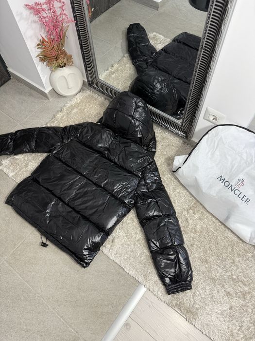 Geaca Moncler cu puf natural colectie noua