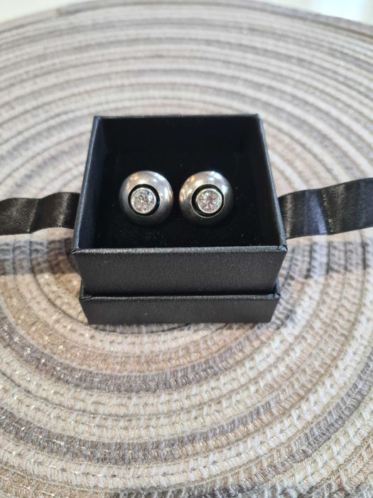 Сребърни обеци с камъни