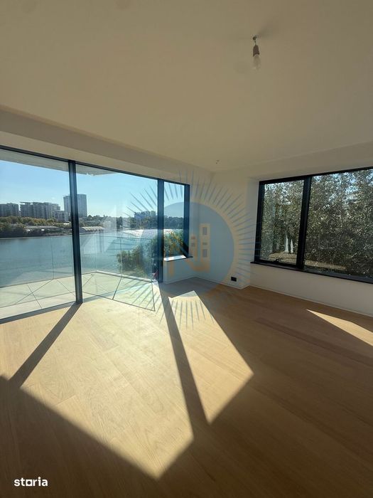 Apartament cu 4 camere vedere spre lac