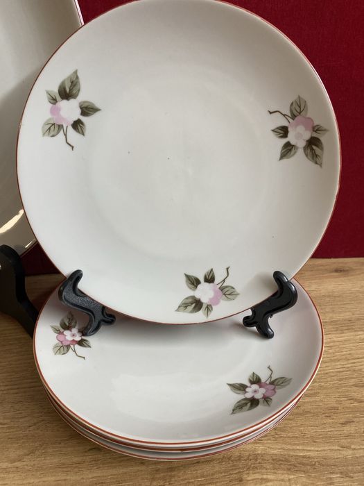 Български ретро порцелан