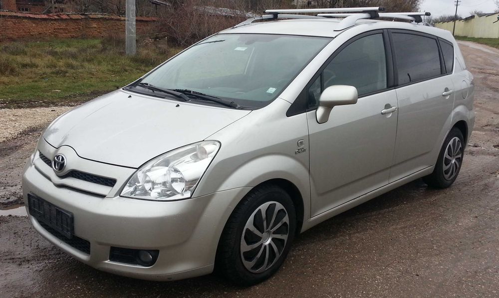 Toyota Corolla Verso 2.2 DCAT на части Тойота Корола Версо 2.2 на част