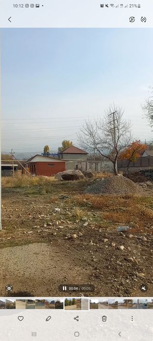 Участок с недостроенным домом