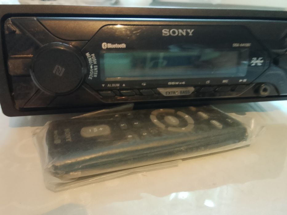 Продам автомагнитолу Sony
