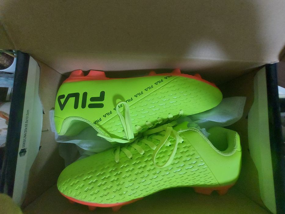 Adidași cu crampoane FILA marime:38