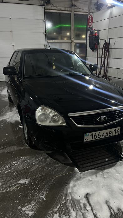 Продам  приора 2