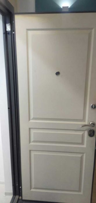 In the Yashnabad district, a two-room apartment is for rent.