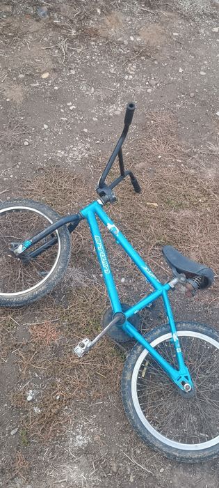 Bicicleta BMX btwin x up