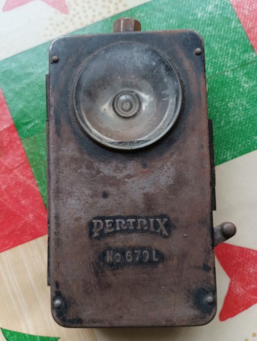 Стар сигнален фенер