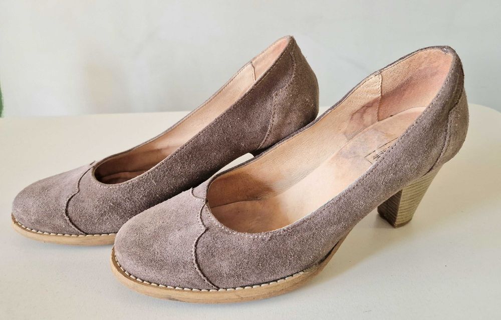 Pantofi piele intoarsa mar.39