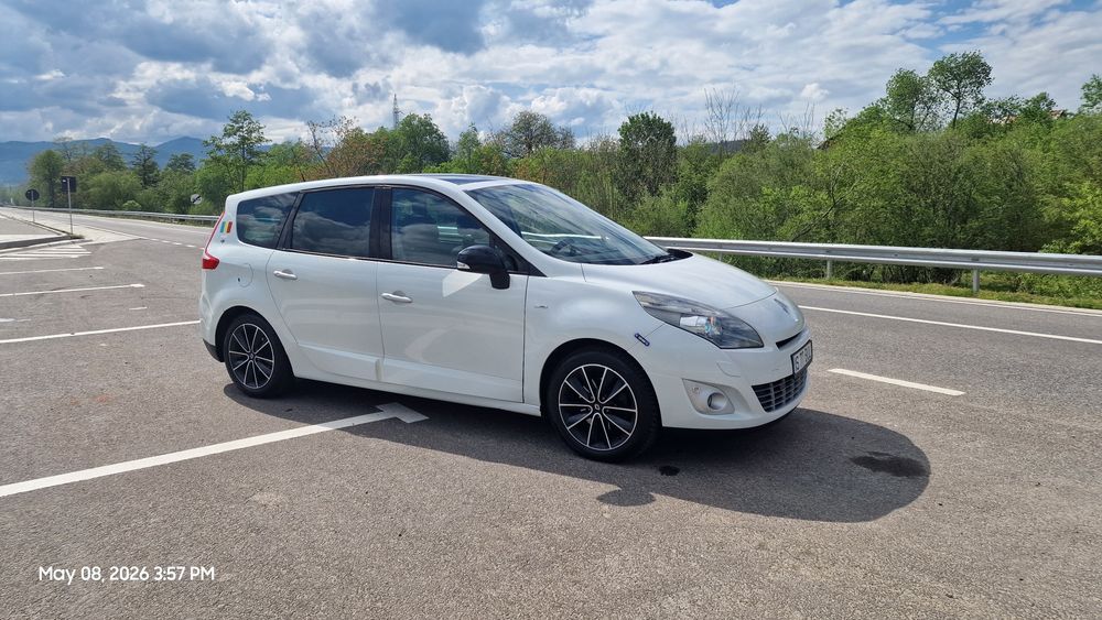 RENAULT Grand Scenic 2011 — imagine 3
