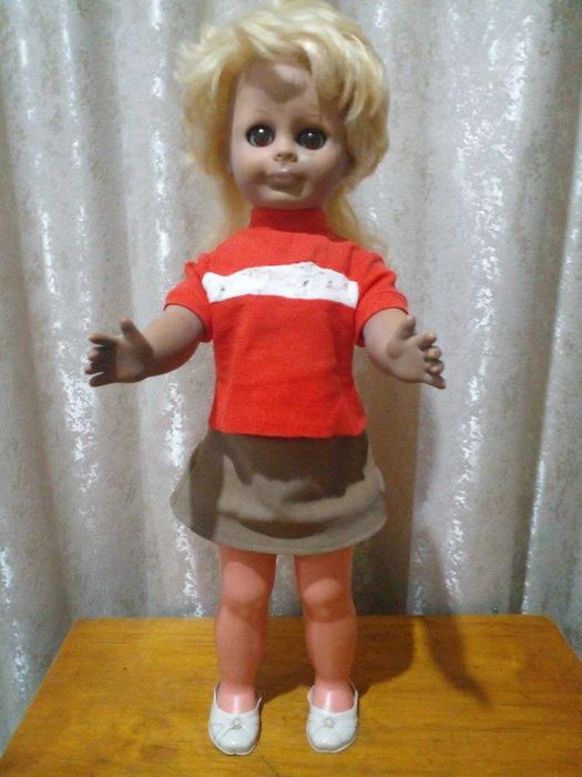 продается  кукла   времен  ссср