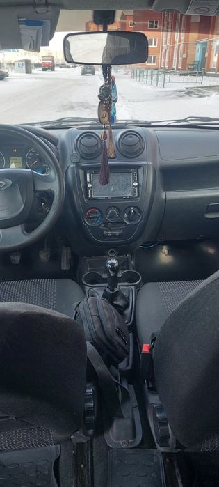 Лада гранта 2013 г.в.