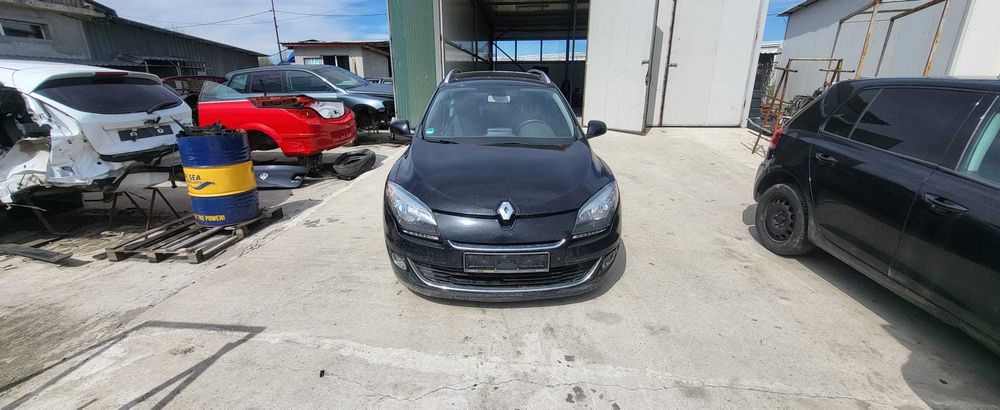 Rulou Portbagaj Renault Megane 3 2015